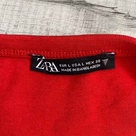 Red Zara cropped t-shirt - Picture 2 of 3